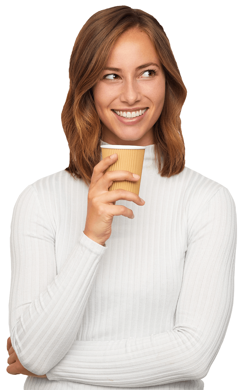 Homme qui porte 3 cartons