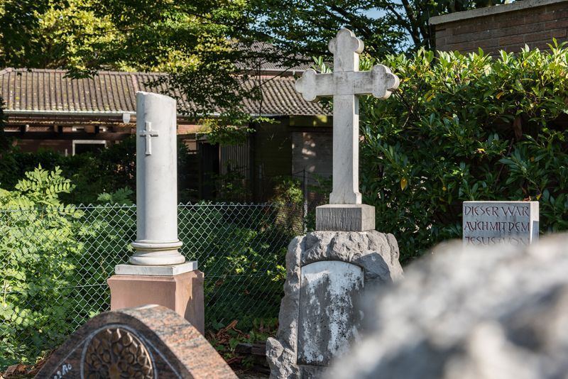 Grabmale | Joerißen Grabmale GmbH in Mönchengladbach und Wegberg