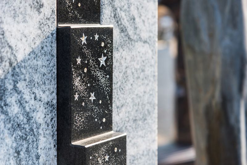 Grabmale | Joerißen Grabmale GmbH in Mönchengladbach und Wegberg