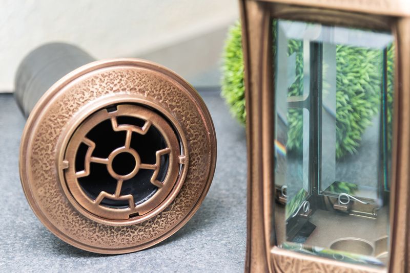 Grabschmuck | Joerißen Grabmale GmbH in Mönchengladbach und Wegberg