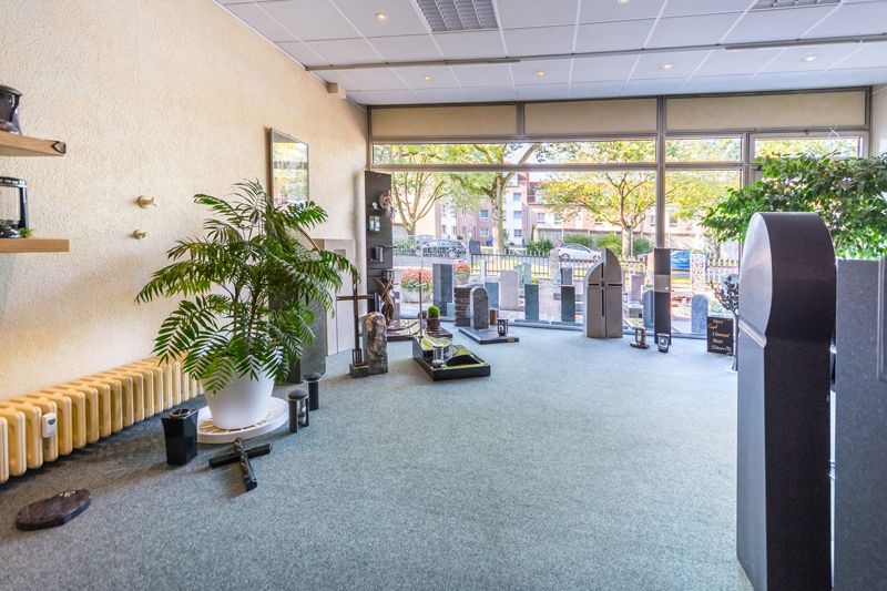 Grabschmuck | Joerißen Grabmale GmbH in Mönchengladbach und Wegberg