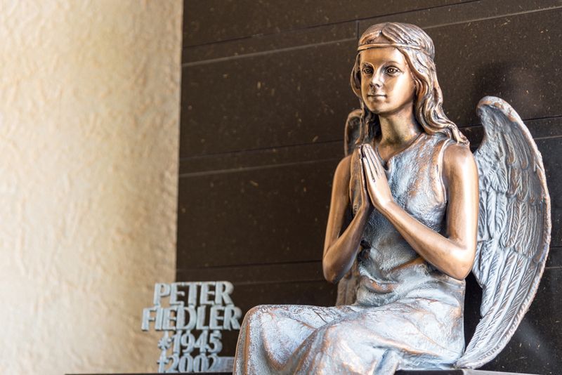 Grabschmuck | Joerißen Grabmale GmbH in Mönchengladbach und Wegberg