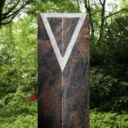 Grabsteine für Tiefengräber | Joerißen Grabmale GmbH in Mönchengladbach und Wegberg