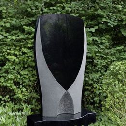 Grabsteine für Tiefengräber | Joerißen Grabmale GmbH in Mönchengladbach und Wegberg