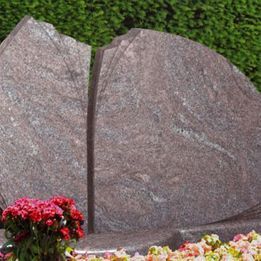 Grabsteine für Tiefengräber | Joerißen Grabmale GmbH in Mönchengladbach und Wegberg