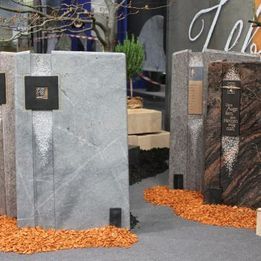 Grabsteine für Tiefengräber | Joerißen Grabmale GmbH in Mönchengladbach und Wegberg