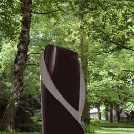 Grabsteine für Tiefengräber | Joerißen Grabmale GmbH in Mönchengladbach und Wegberg