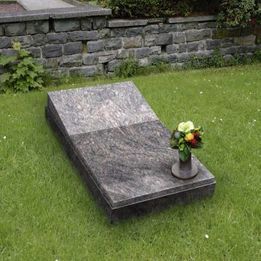 Grabsteine für Urnengräber | Joerißen Grabmale GmbH in Mönchengladbach und Wegberg