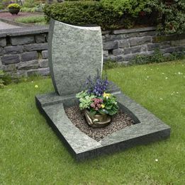 Grabsteine für Urnengräber | Joerißen Grabmale GmbH in Mönchengladbach und Wegberg