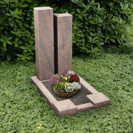 Grabsteine für Urnengräber | Joerißen Grabmale GmbH in Mönchengladbach und Wegberg