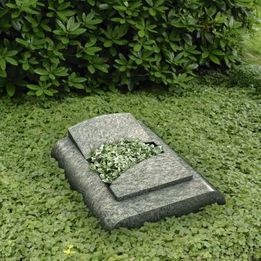 Grabsteine für Urnengräber | Joerißen Grabmale GmbH in Mönchengladbach und Wegberg