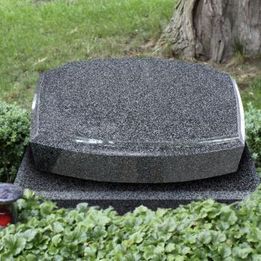 Grabsteine für Urnengräber | Joerißen Grabmale GmbH in Mönchengladbach und Wegberg