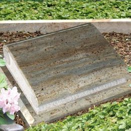 Grabsteine für Urnengräber | Joerißen Grabmale GmbH in Mönchengladbach und Wegberg