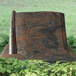 Grabsteine für Urnengräber | Joerißen Grabmale GmbH in Mönchengladbach und Wegberg