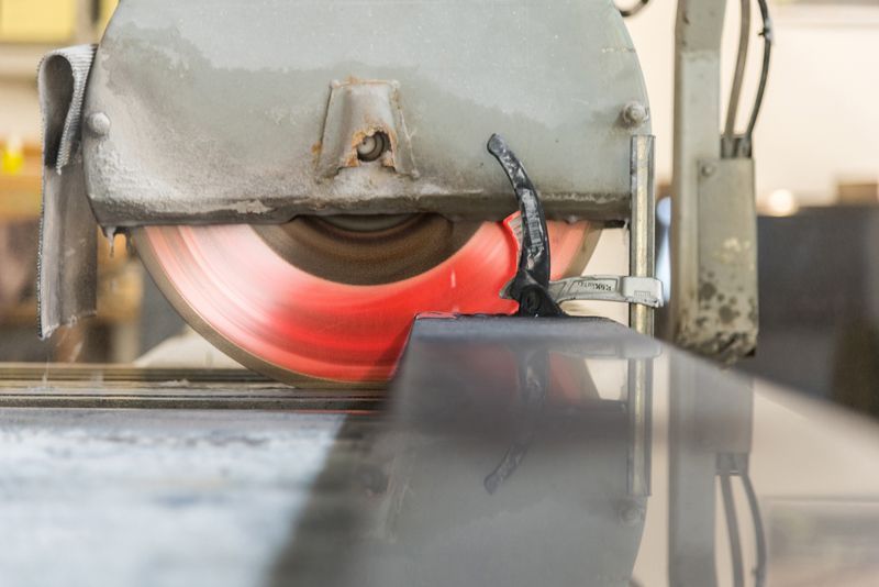 Unsere Leistungen | Joerißen Grabmale GmbH in Mönchengladbach und Wegberg