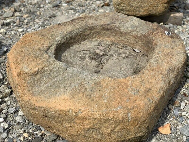 fontaine en pierre naturelle