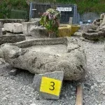 bassin et fontaine en pierre