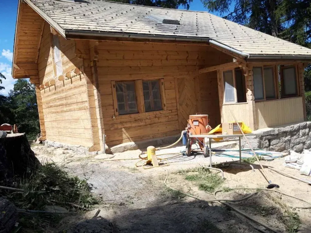 Sablage maison en bois