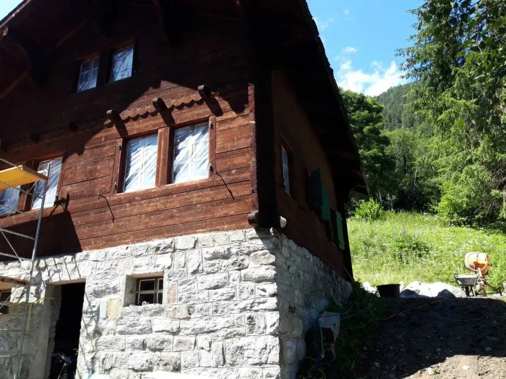 Traitement - sablage d'un chalet