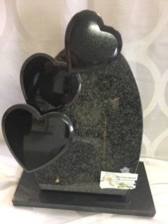 Plaque funéraire en cœur