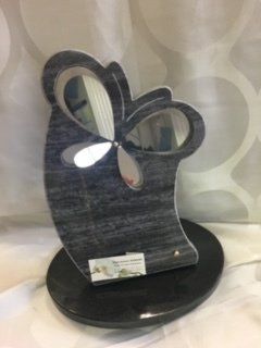 Gravure de plaques funéraires