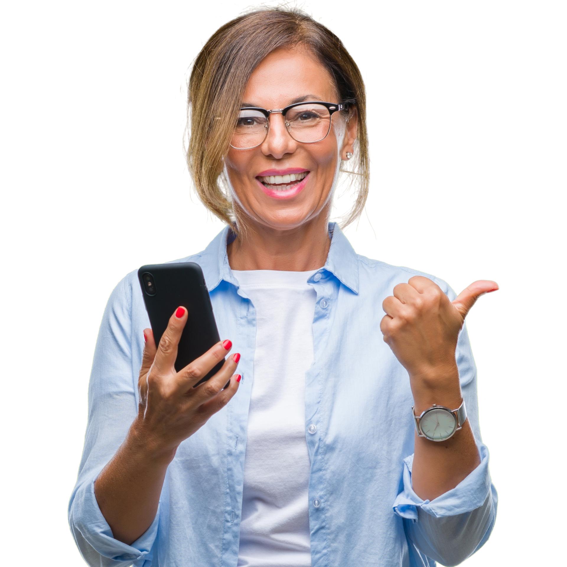 Femme tenant un smartphone, souriant, levant le pouce, portant des lunettes et une montre.