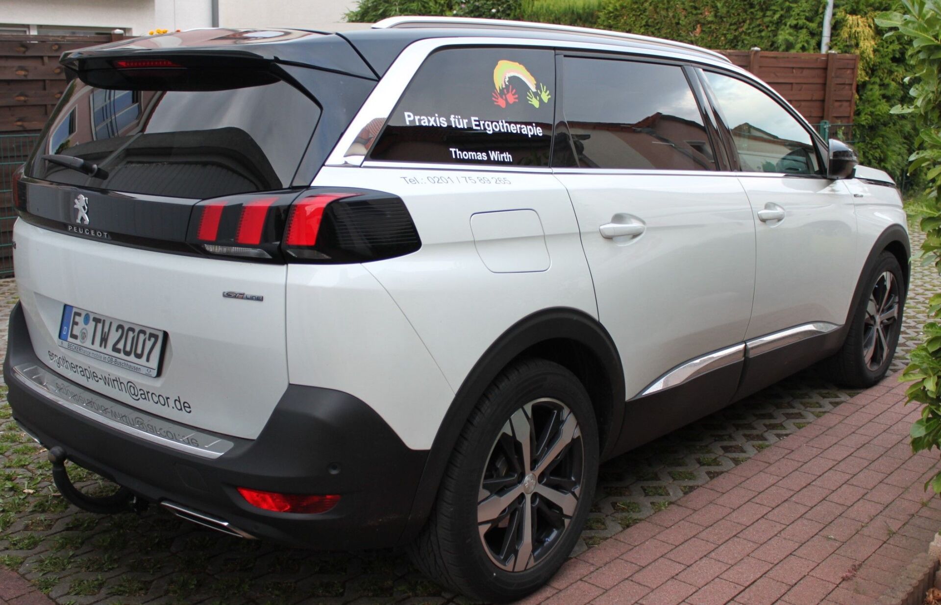 Praxis für Ergotherapie Wirth Therapeuth und Kind in Praxis