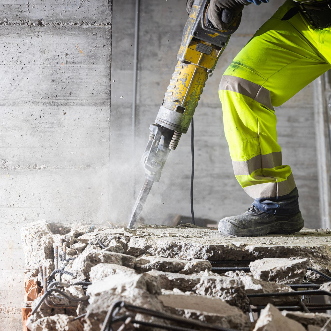 Marteau-piqueur pour des travaux de démolition