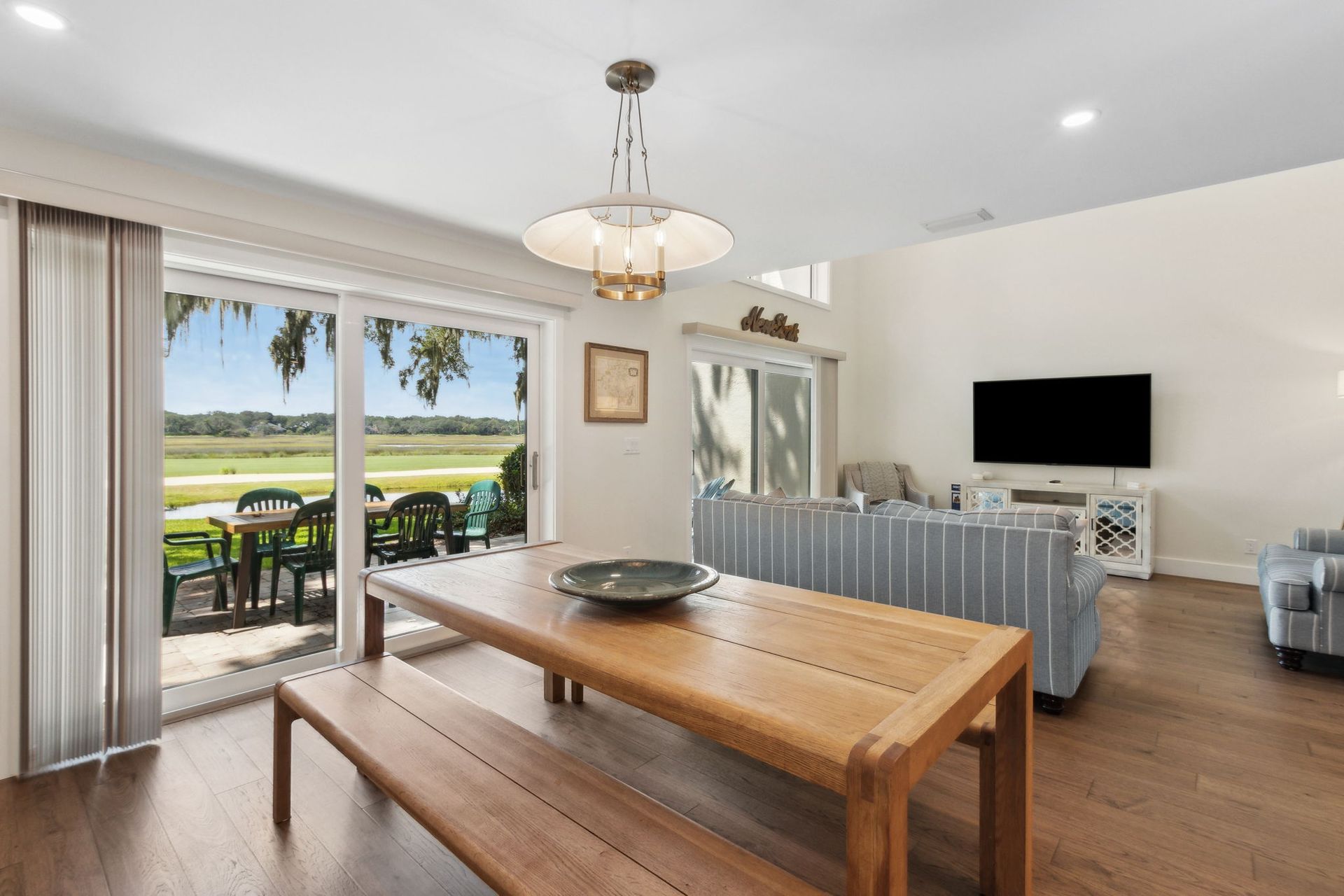 Dining Room / Living Room