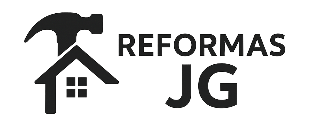 Logotipo con el icono de un martillo y una casa y la inscripción "Reformas JG".