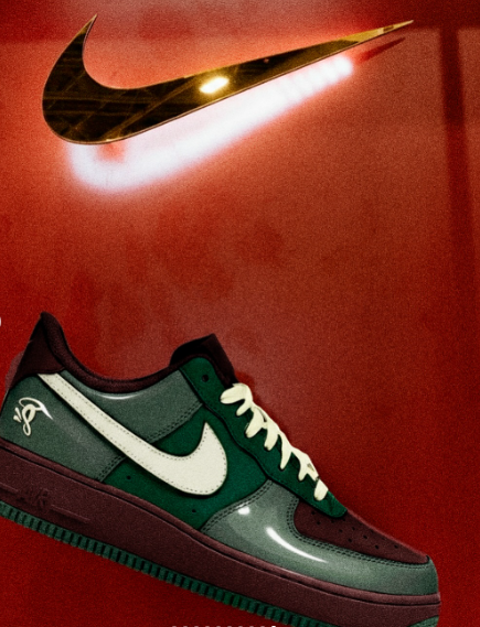 Zapatillas Nike Air Force 1 verdes y burdeos con swoosh blanco y un logotipo Nike brillante debajo.