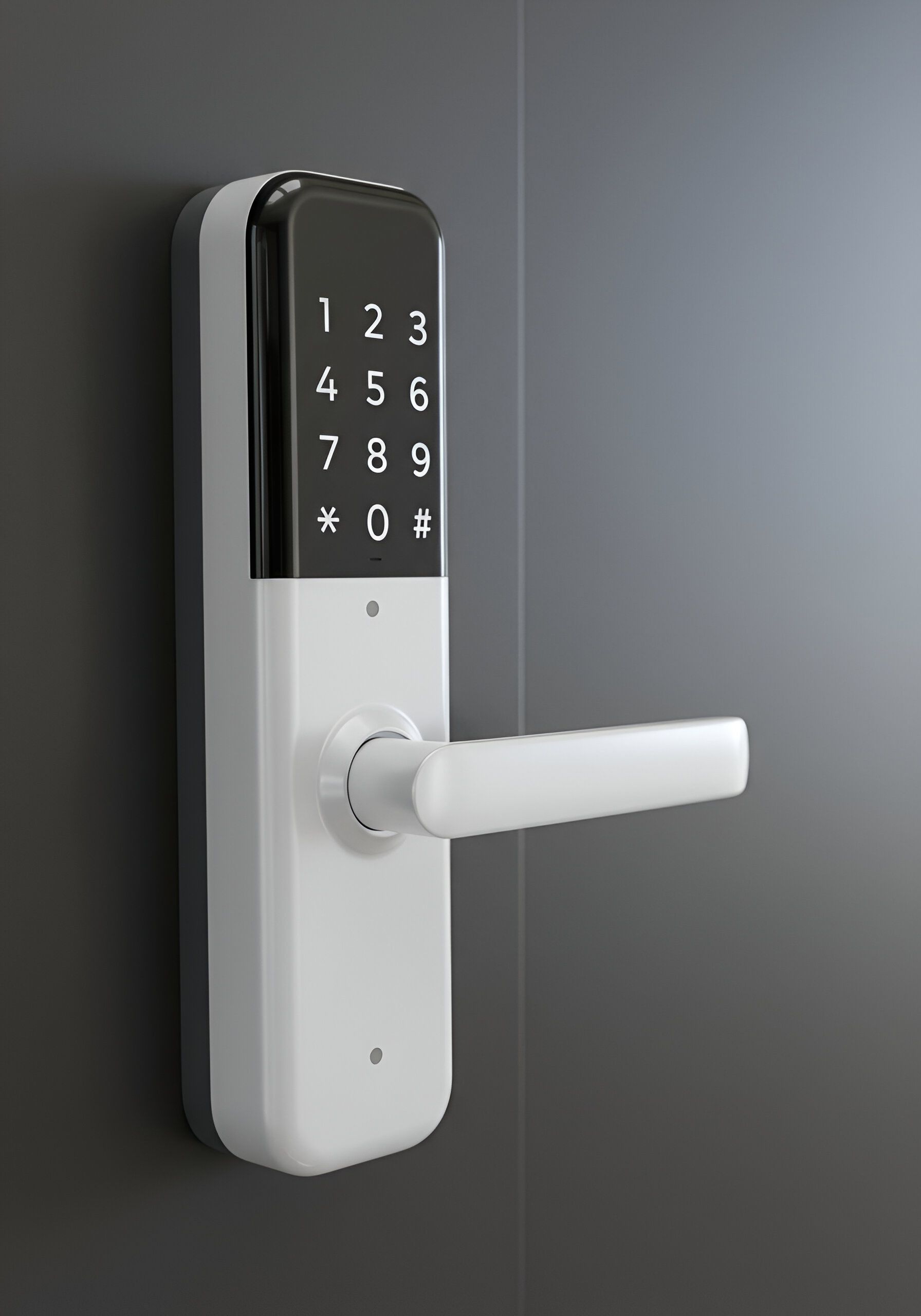 Serrure de porte numérique blanche et noire sur une porte gris foncé ; clavier avec chiffres, poignée blanche.