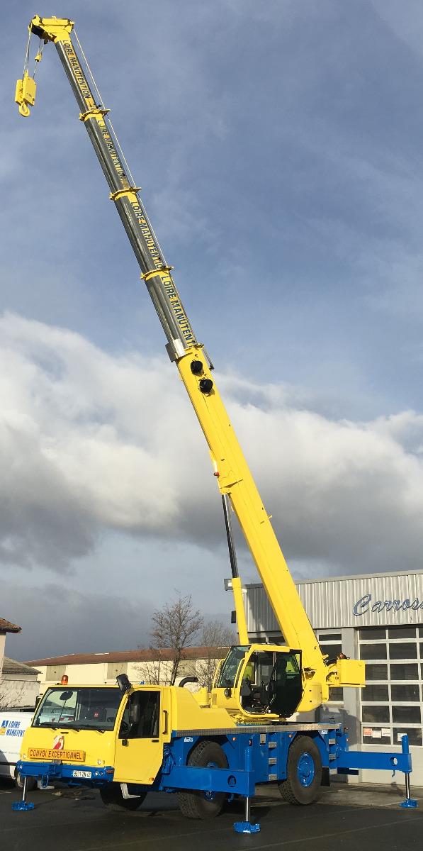 Reprise peinture grue mobile complète flèche 37m