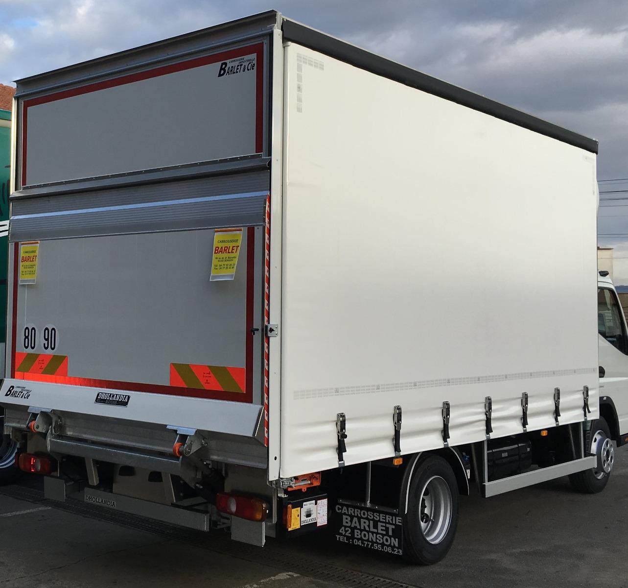 Carrosserie PLSC avec hayon rabattable fermeture Ar + Auvent supérieur