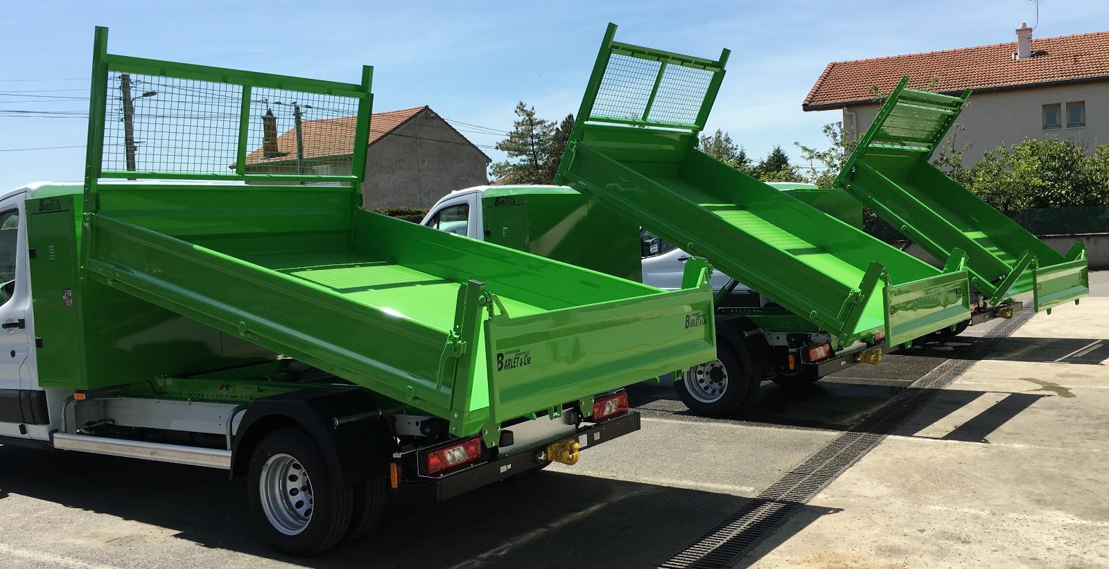 Benne avec porte Ar automatique