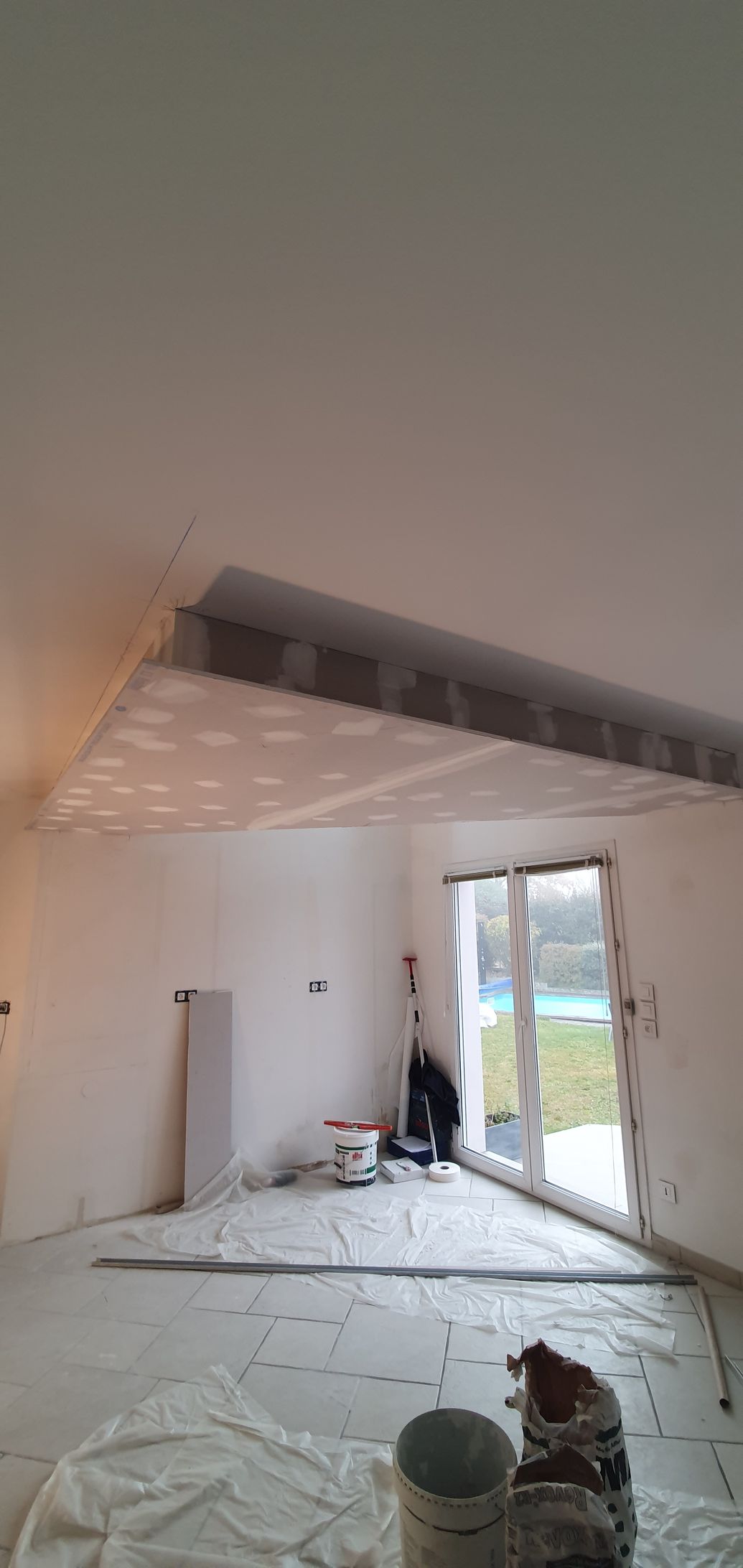 Travaux de plâtrerie en cours