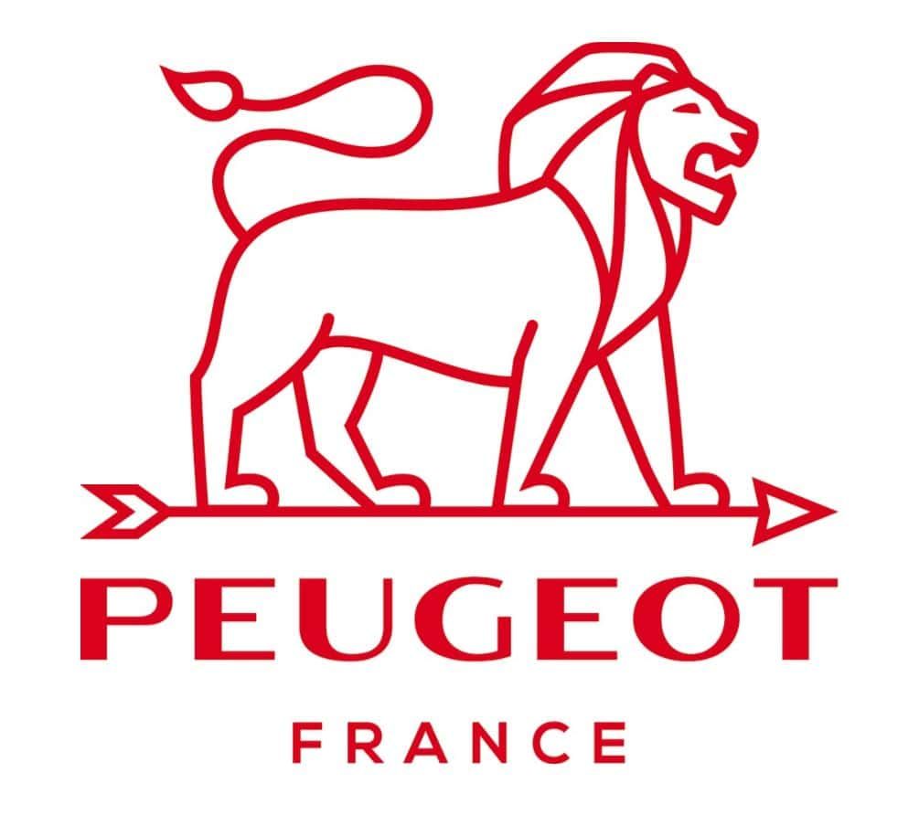 Ein rotes Peugeot Frankreich Logo mit einem Löwen und einem Pfeil