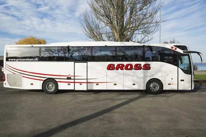 Reisebus von Gross Reisen GmbH