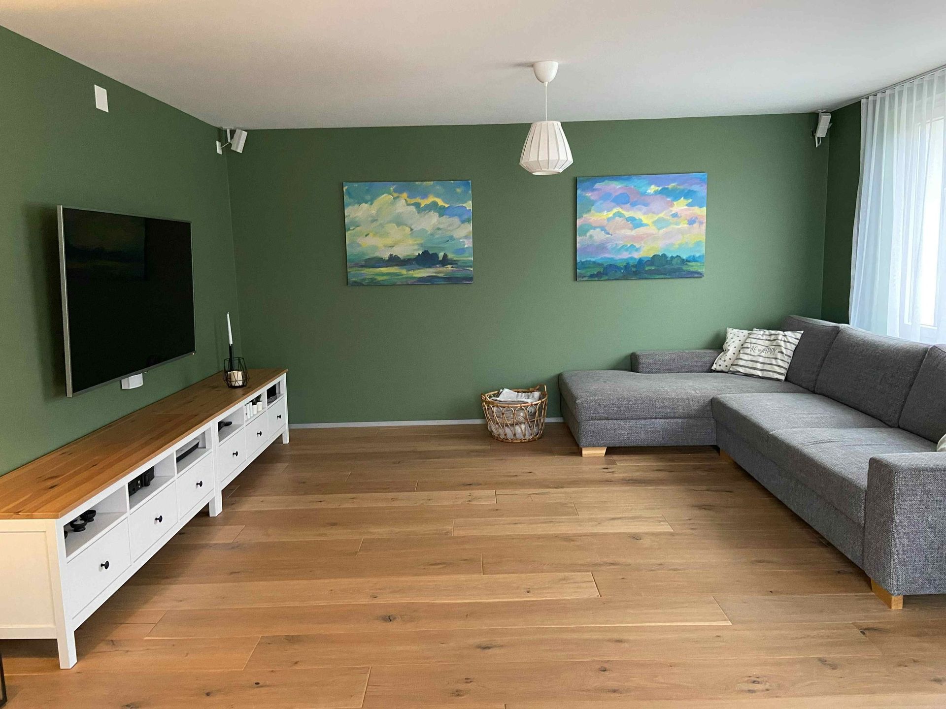 grüne Wand Wohnzimmer