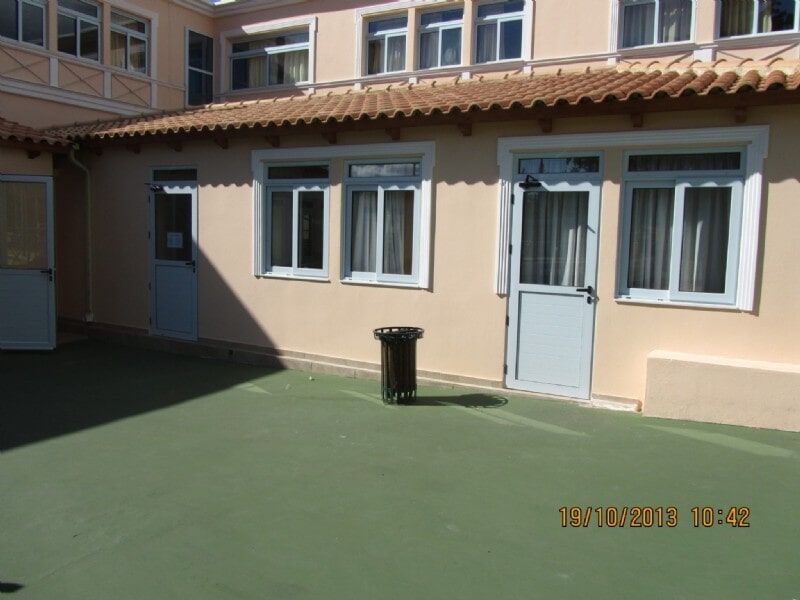 Ιδιωτικό σχολείο Ε-1000, Ε-19