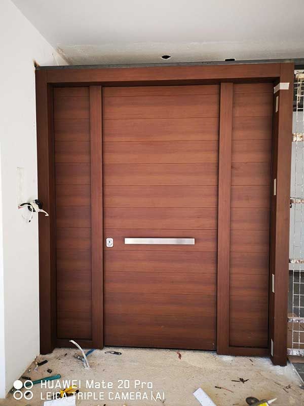 Πόρτα Θωρακισμένη με Σταθερά