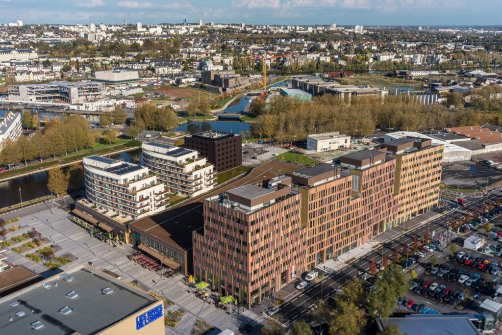 grands immeubles de Caen vus du ciel