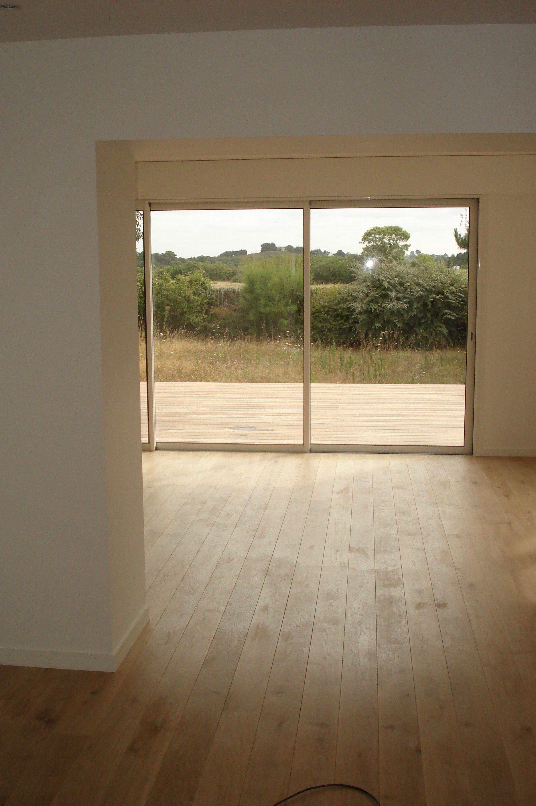 Pose du parquet et la vue sur terrasse en bois
