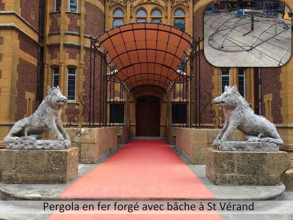 Pergola en fer forgé avec bâche à St Vérand