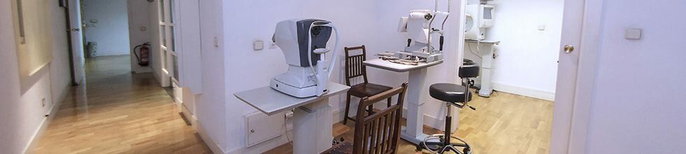 Mejores farmacias en Madrid: Farmacia López vicente
