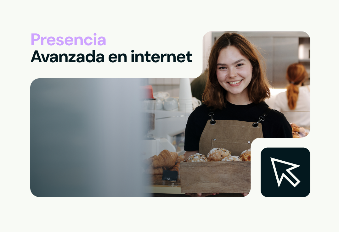 Una mujer está parada frente a un mostrador sosteniendo una canasta de comida.