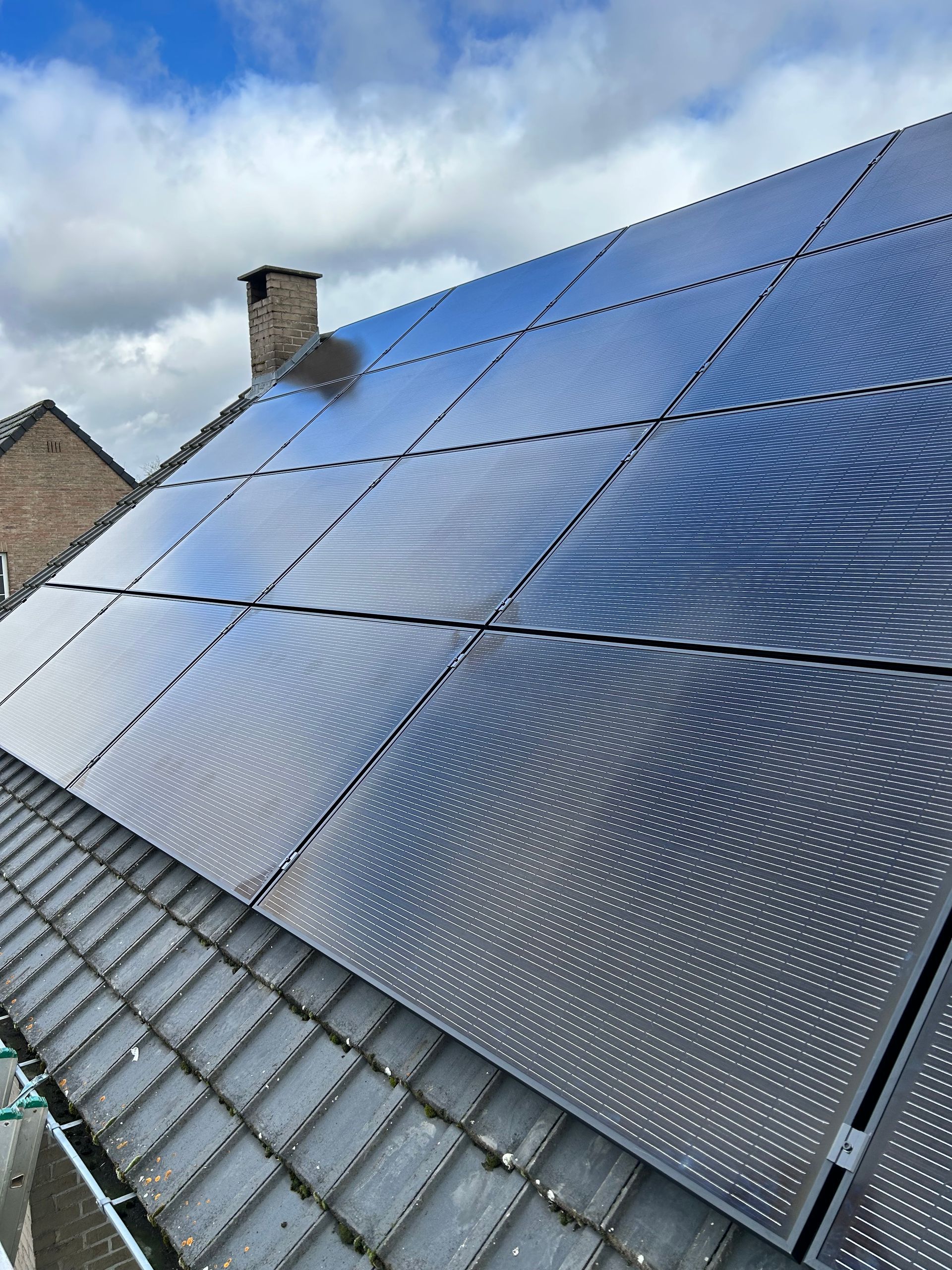 Panneaux photovoltaïques sur une toiture