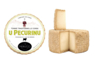 Un fromage rond Pierucci U Pecurinu, au lait de brebis corse et à croûte texturée, présenté entier et tranché.