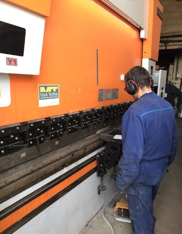 Coupe sur guillotine