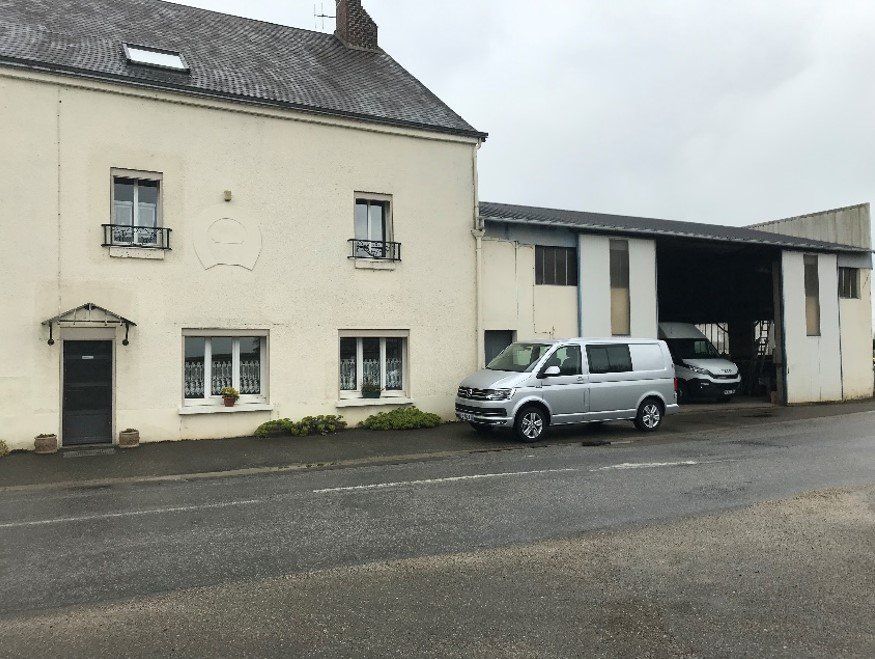 Entrée de D. Coursimault